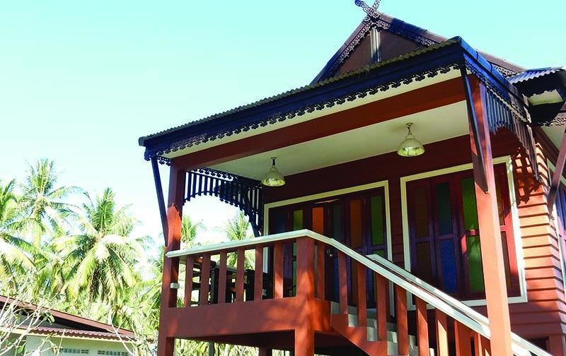 Khao Lak Golden Coconut Hotell Exteriör bild